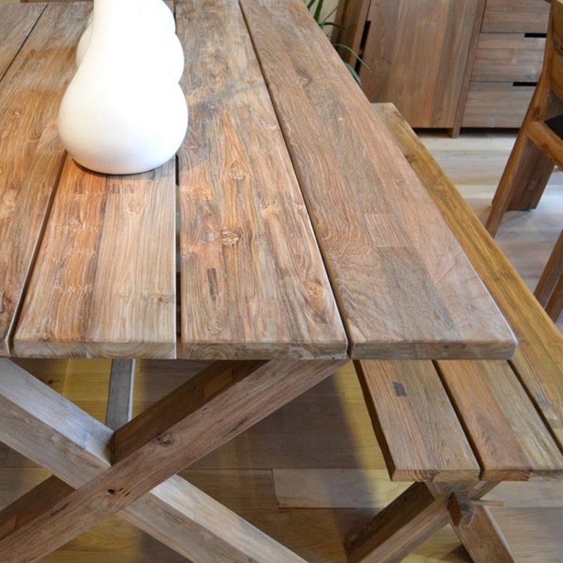 Banner-Teak indoor Banner-Teak indoor